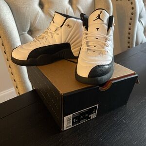 Jordan 12s Taxi Kids Sneaker